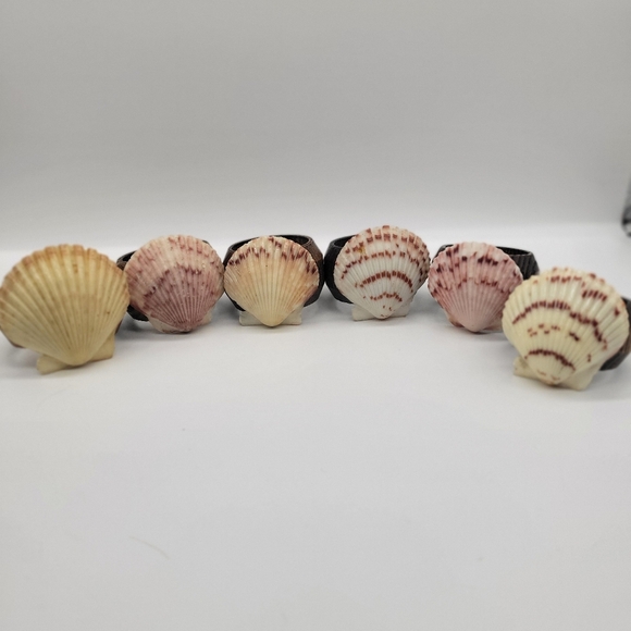 Vintage set of 6 Seashell/Wood Cloth Napkin Rings - Picture 1 of 7
